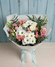 Букет цветов из:  Розы, Лизиантусы и Хризантемы в Двубратском