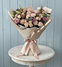 Букет цветов из:  Розы и Лизиантусы #REPLACE_PRED# Двубратском