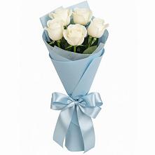 Букет 5 Белых роз Проуд в Двубратском