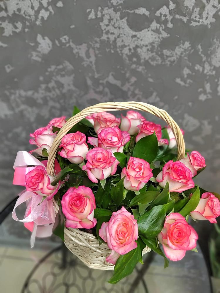 Цветочная композиция из Розы в корзине в Двубратском