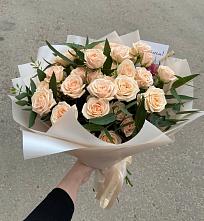 Букет Кремовые розы Латте в Двубратском
