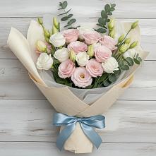 Букет цветов из:  Лизиантусы в Двубратском