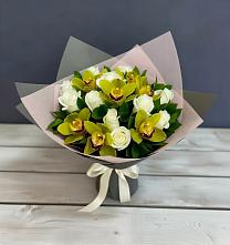 Букет цветов из:  Орхидеи и Розы в Двубратском