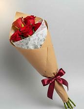 Букет цветов из:  Розы в Двубратском