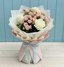 Букет цветов из:  Розы #REPLACE_PRED# Двубратском