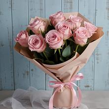Букет цветов из:  Розы в Двубратском