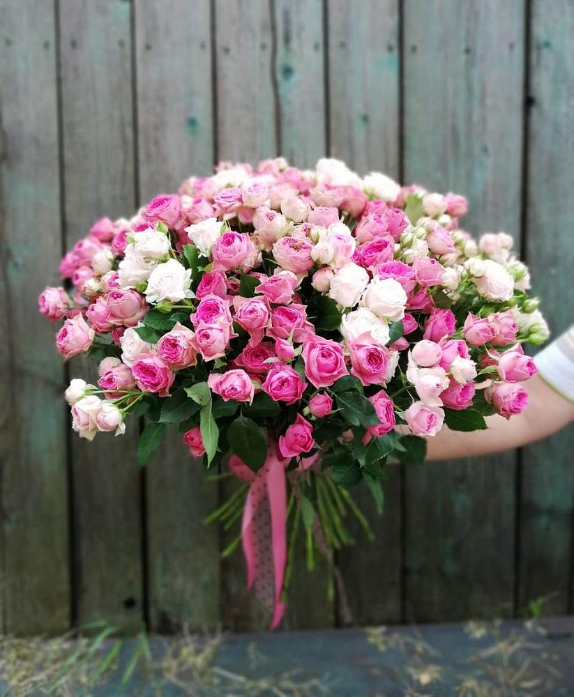 Букет Розовые кустовые розы Натали и Лав Лидия в Двубратском