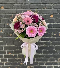 Букет цветов из:  Герберы и Хризантемы в Двубратском
