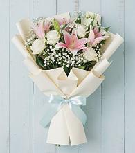 Букет цветов из:  Лилии в Двубратском