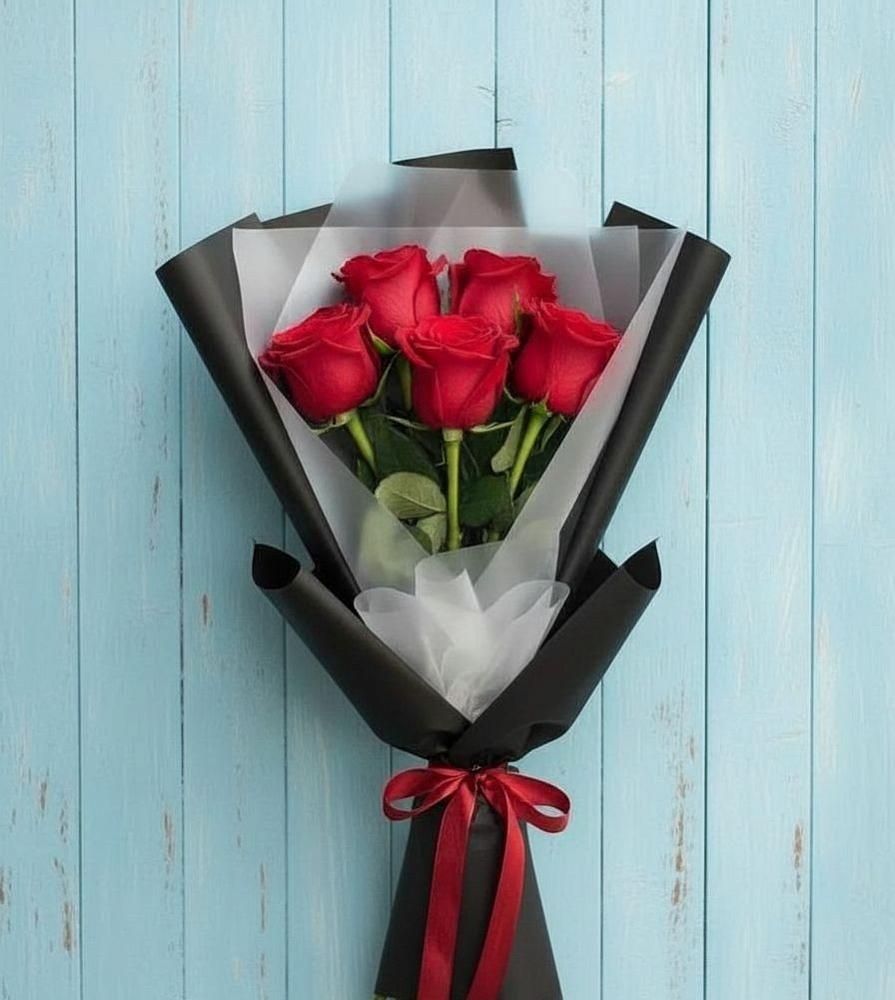 Букет цветов из: Розы в Двубратском